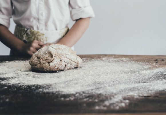 Mąki ekologiczne rodzaje i wykorzystanie w kuchni. Poznaj prastare odmiany mąki.